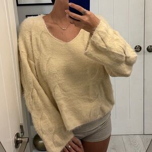 Elegant Cream V-Neck Sweater